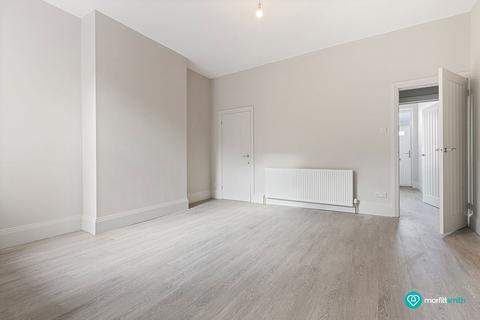 3 bedroom end of terrace house for sale, Warner Road, Hillsborough, Sheffield, S6 4FU