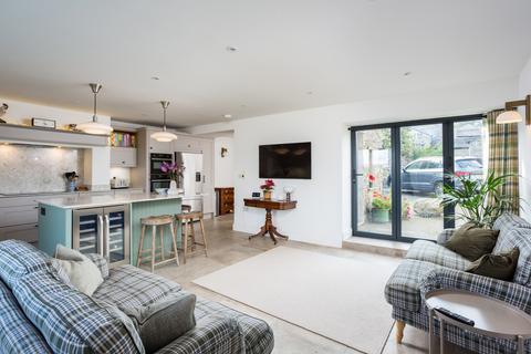 4 bedroom detached house for sale, Leyburn Road, Askrigg, Leyburn, North Yorkshire, DL8