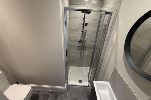1 bedroom in a house share to rent, Celt Street, Liverpool