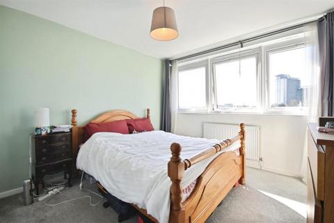 undefined, Glenhurst Road, Brentford, TW8 0QT