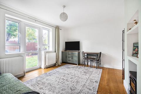 1 bedroom flat for sale, Shrubland Road, Banstead, SM7