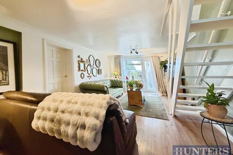 3 bedroom end of terrace house for sale, High Street, Lenham, Maidstone