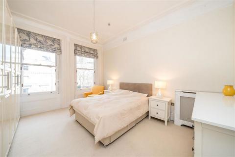 1 bedroom flat for sale, Courtfield Road, London SW7