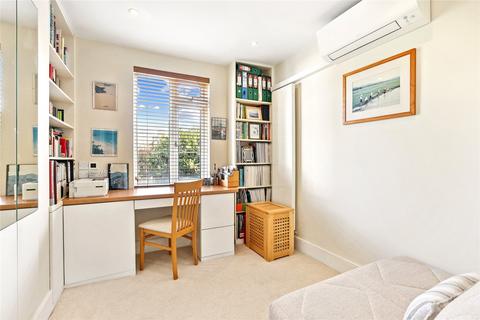 undefined, Duke Road, London, W4