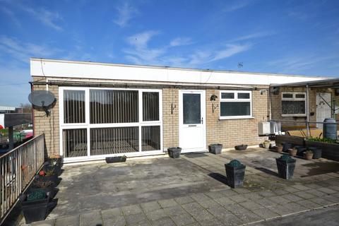 undefined, Sundon Park Parade, Luton, Bedfordshire, LU3