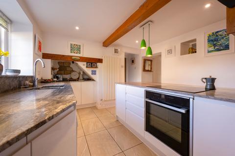 2 bedroom character property for sale, Rose Cottage, Pipewell, Kettering