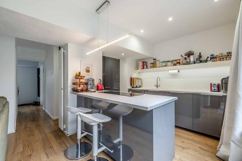 4 bedroom semi-detached house for sale, Rowan Close, Beaconsfield HP9