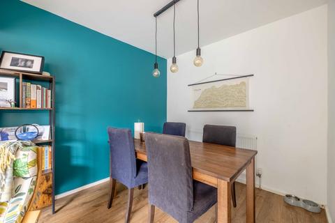 4 bedroom semi-detached house for sale, Rowan Close, Beaconsfield HP9