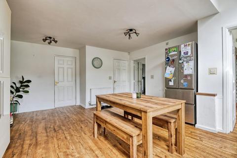 4 bedroom detached house for sale, Petard Close, Two Gates, Tamworth