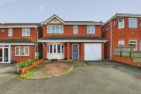 4 bedroom detached house for sale, Petard Close, Two Gates, Tamworth