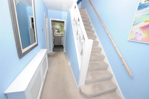 undefined, Kingsdale Drive, Bolton, BD2