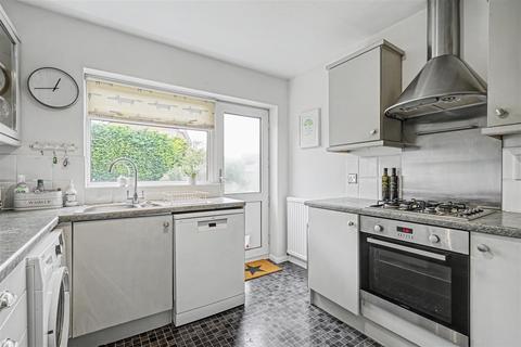 undefined, Top Manor Close, Ockbrook