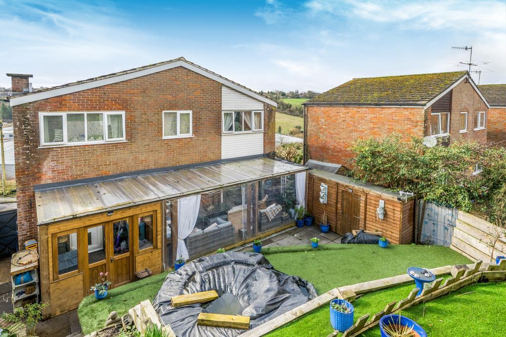 Rear Aspect