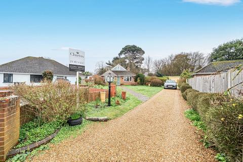 4 bedroom bungalow for sale, Diana Close, Hampshire PO12