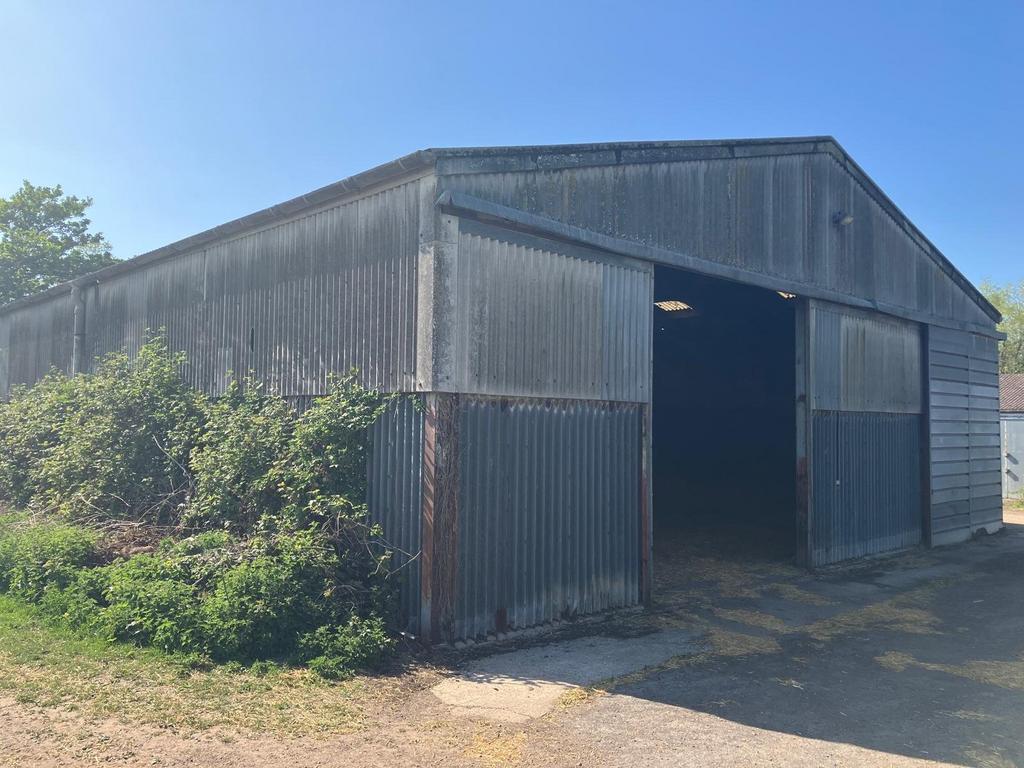 Barn 2