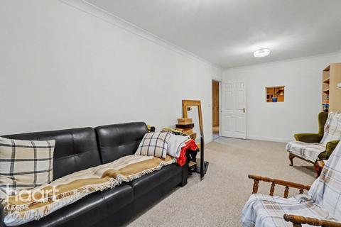 undefined, Park Avenue, Leeds