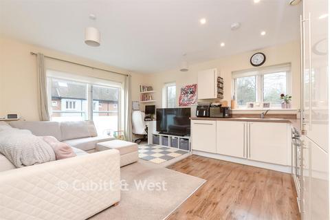 undefined, Canalside, Redhill RH1