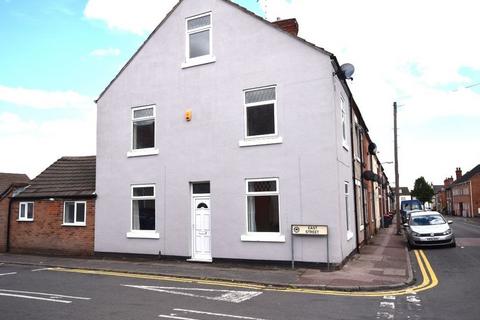 3 bedroom terraced house to rent, East Street, Sutton-in-Ashfield, NG17