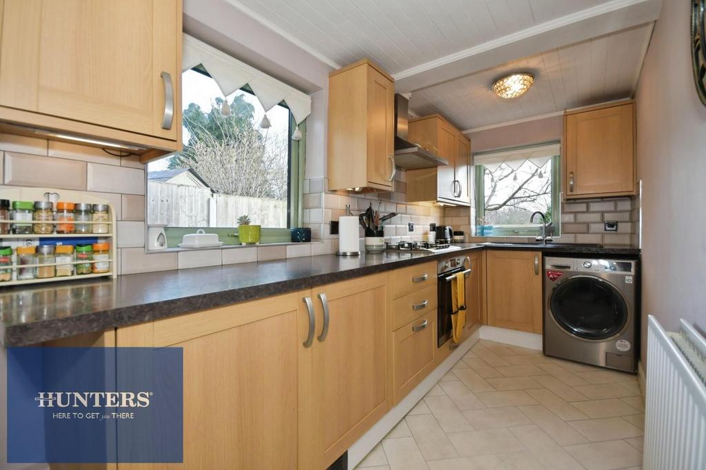 KITCHEN 01.jpg
