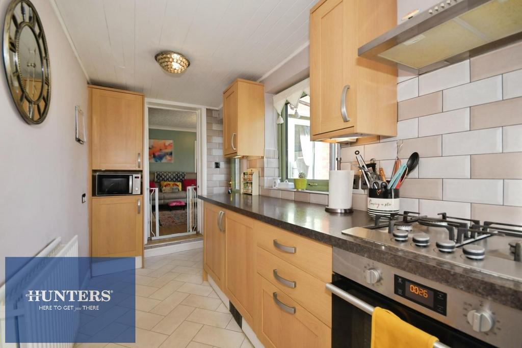 KITCHEN 02.jpg