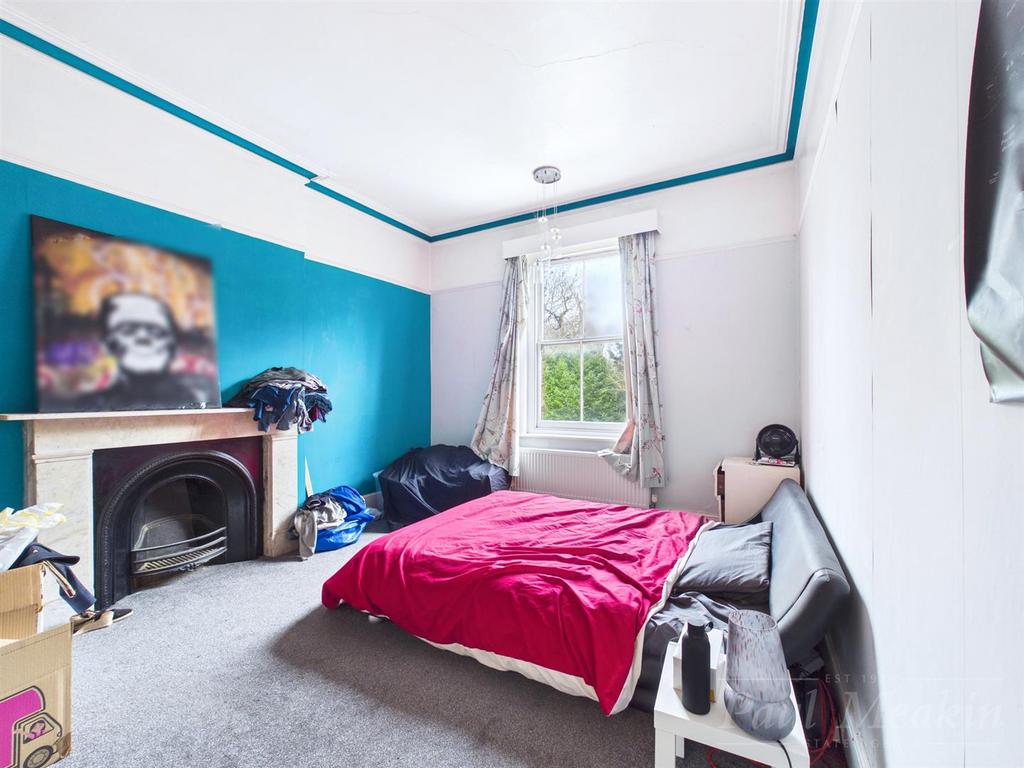 CAM01758 G0-PR0456-STILL010.jpg