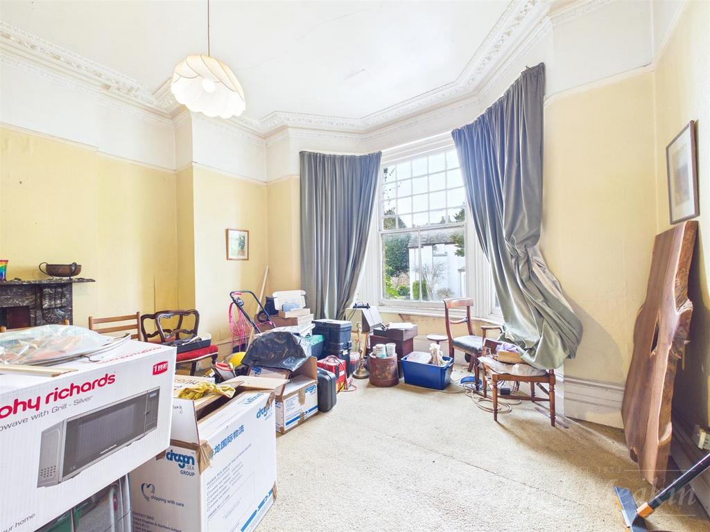 CAM01758 G0-PR0456-STILL006.jpg