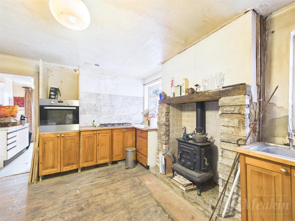 CAM01758 G0-PR0456-STILL008.jpg