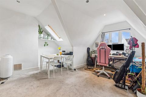 undefined, Grange Road, London, W4