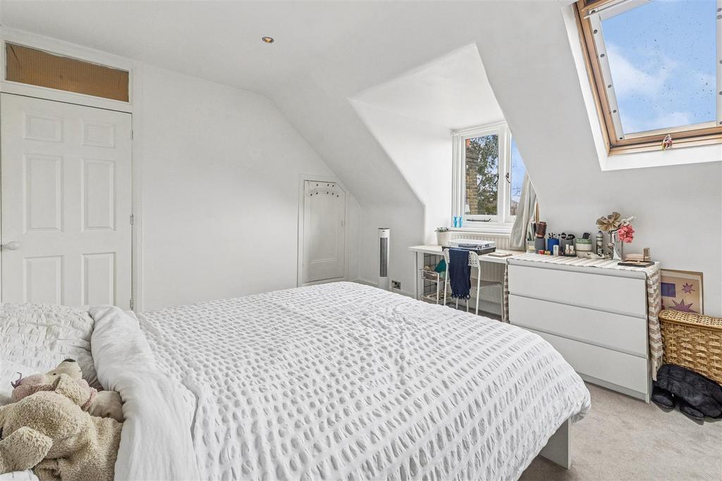 FOR SALE - Grange Road, W4