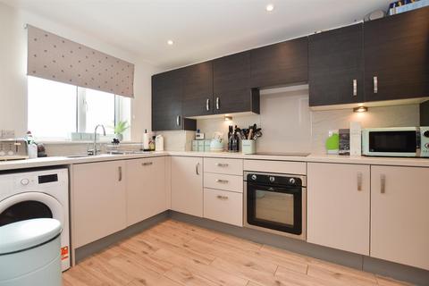 3 bedroom semi-detached house for sale, Downey Close, St. Leonards-On-Sea