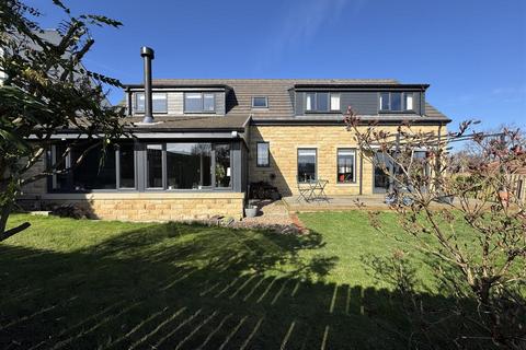 undefined, Kaye Lane, Almondbury, Huddersfield, HD5 8XP