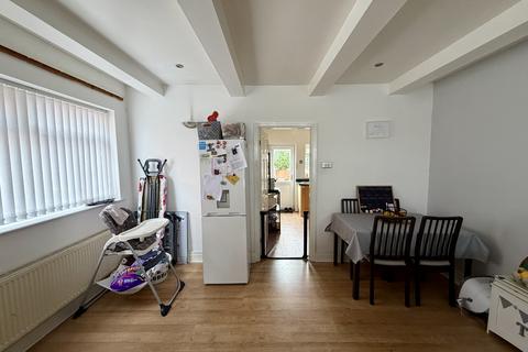 3 bedroom semi-detached house for sale, Carson Road, Blackpool FY4