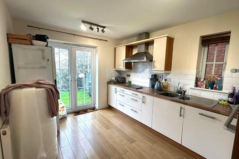 undefined, Parkfield Court, Two Gates, Tamworth, Staffordshire, B77