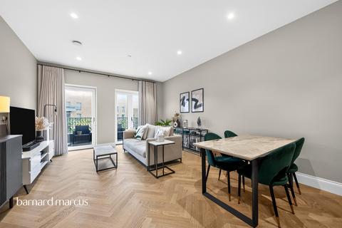 2 bedroom flat for sale, Explorer Way, London