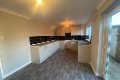 3 bedroom terraced house to rent, Grantham Green, Middlesbrough