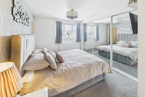 3 bedroom semi-detached house for sale, Butts Road, Southampton, SO19 1BT