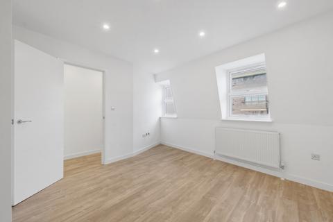 1 bedroom flat to rent, Fortune Green Road London NW6