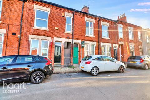 2 bedroom terraced house for sale, Evington Street, Leicester