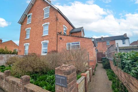 4 bedroom semi-detached house for sale, Waverley Street, Worcester WR5