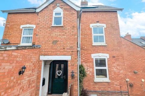 4 bedroom semi-detached house for sale, Waverley Street, Worcester WR5