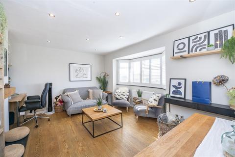 undefined, Tallents Crescent, Harpenden
