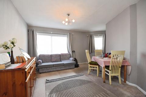 2 bedroom flat for sale, Mildmay Road, Chelmsford