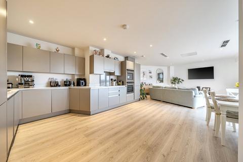 undefined, Flambard Way, Godalming, GU7