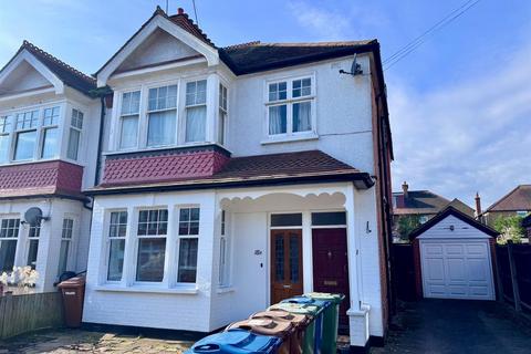 1 bedroom maisonette to rent, Radnor Avenue, Harrow HA1 1SB
