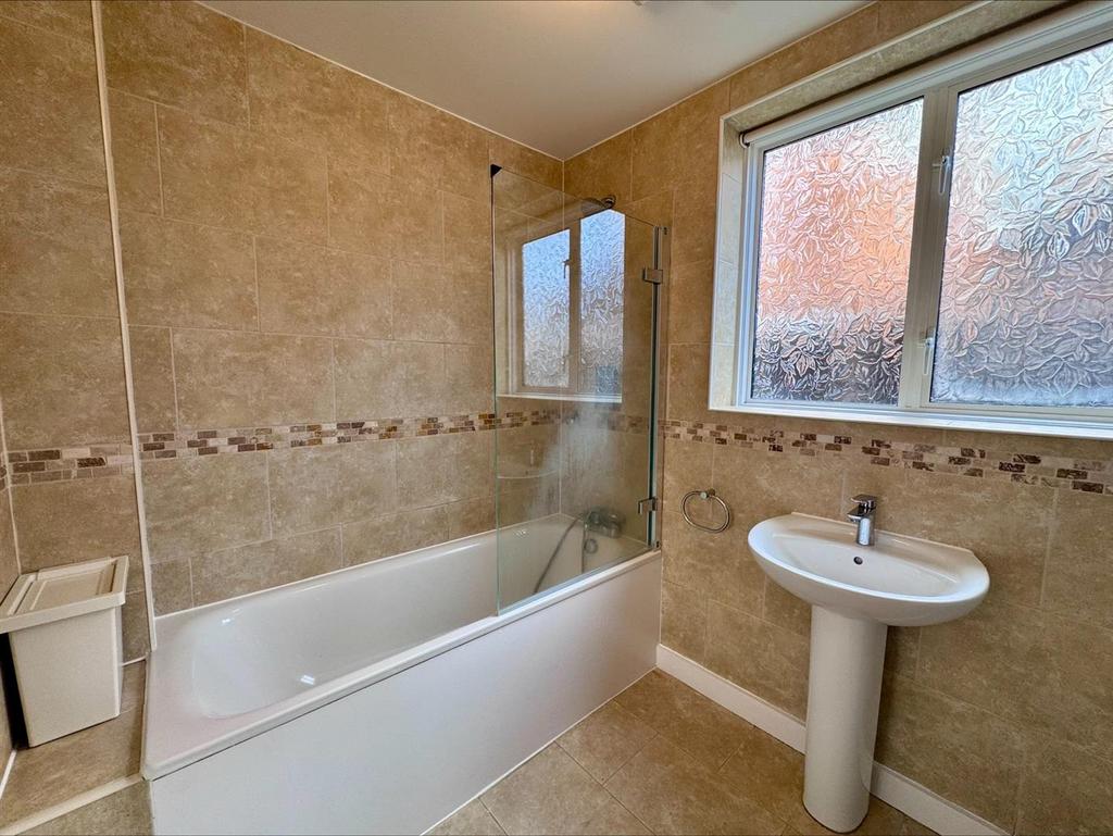 Bathroom.jpeg