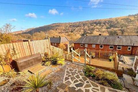 Coronation Terrace, Sowerby Bridge HX6