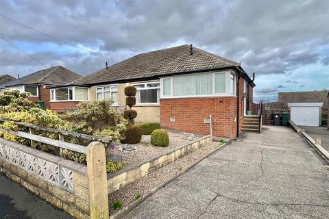 2 bedroom detached bungalow for sale, Low Hills Lane, Huddersfield