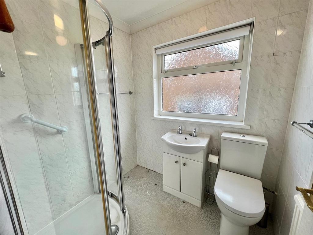 Bramleys Estate Agents - Low Hills Lane - Lindley