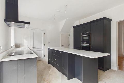 undefined, Temple Road, Buxton