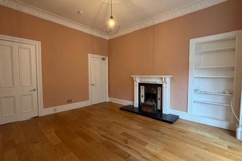 2 bedroom flat to rent, Craigpark Drive, Dennistoun, Glasgow, G31